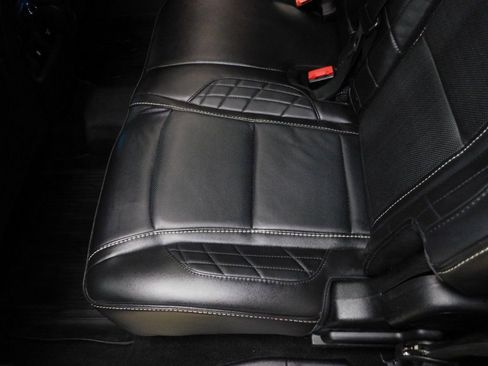 Used 2019 Ford Explorer Platinum image 79