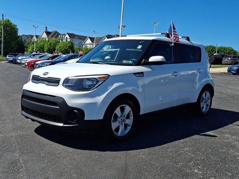 Used 2017 Kia Soul FWD image 3