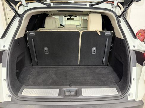 Used 2022 Lincoln Corsair AWD w/ Premium Package image 34