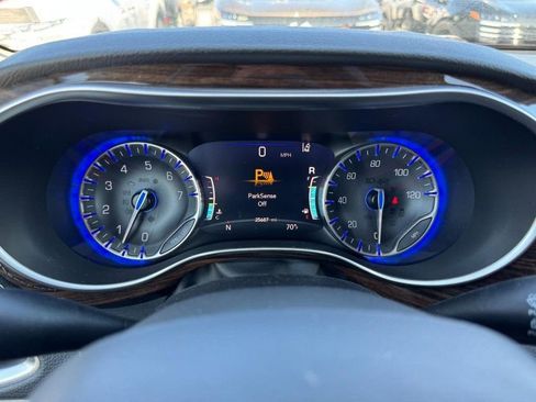 Used 2017 Chrysler 200 LX image 25