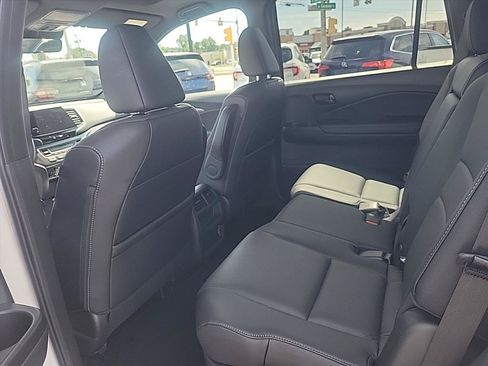 Used 2023 Honda Passport EX-L image 18
