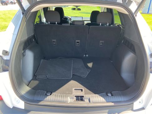Used 2023 Ford Escape Active w/ Tech Pack #2 AWD/4WD image 5