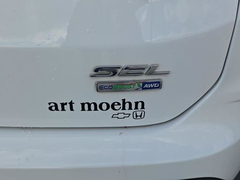 Used 2020 Ford Edge SEL w/ Cold Weather Package image 6