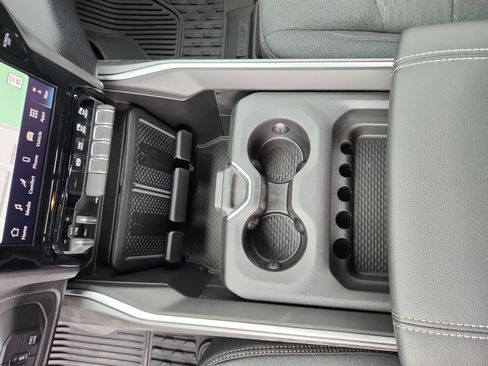 New 2025 RAM 2500 Big Horn image 15