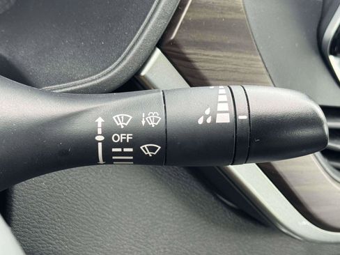 Used 2024 Nissan Altima 2.5 SV image 22