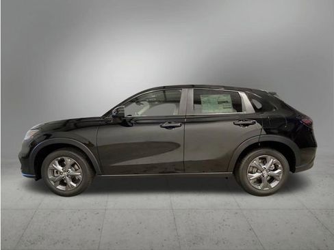 New 2026 Honda HR-V LX image 2