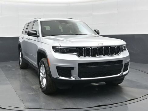 New 2026 Jeep Grand Cherokee L 4WD image 10