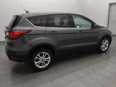 Used 2019 Ford Escape SE FWD image 10
