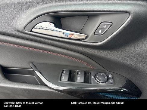 New 2026 Chevrolet Trax RS w/ Sunroof Package FWD image 15