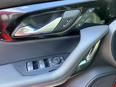 Used 2019 Chevrolet Blazer RS image 28