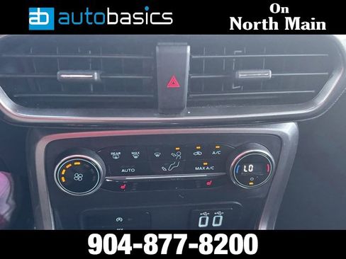Used 2018 Ford EcoSport SE w/ SE Convenience Package image 37