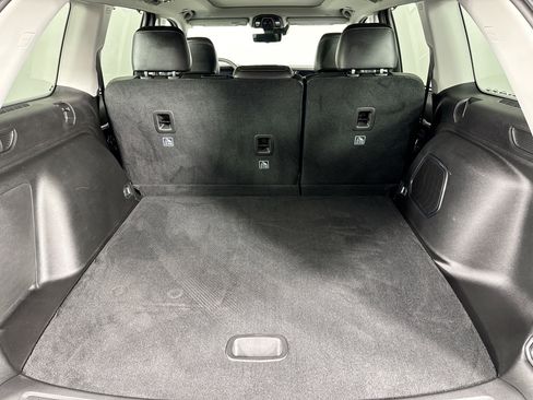 Used 2023 Jeep Grand Cherokee 30th Anniversary image 39