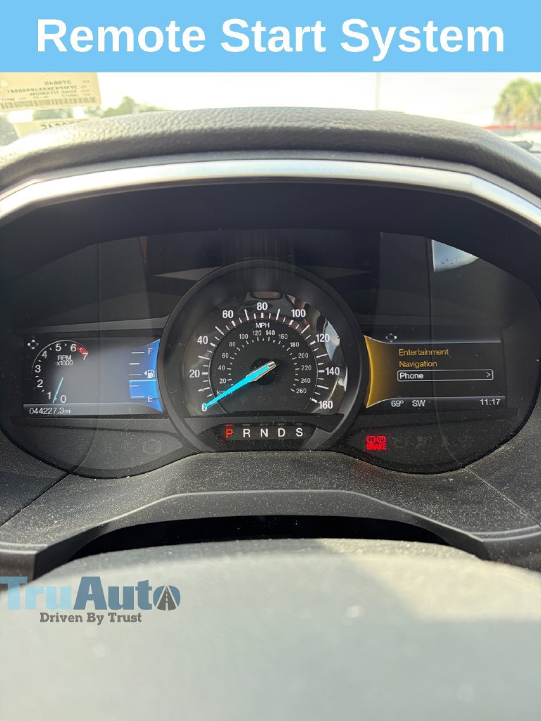 Used 2018 Ford Edge Titanium w/ Equipment Group 301A FWD image 5