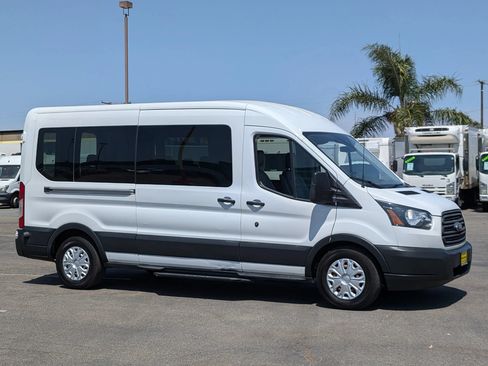 Used 2018 Ford Transit 350 XL RWD image 1