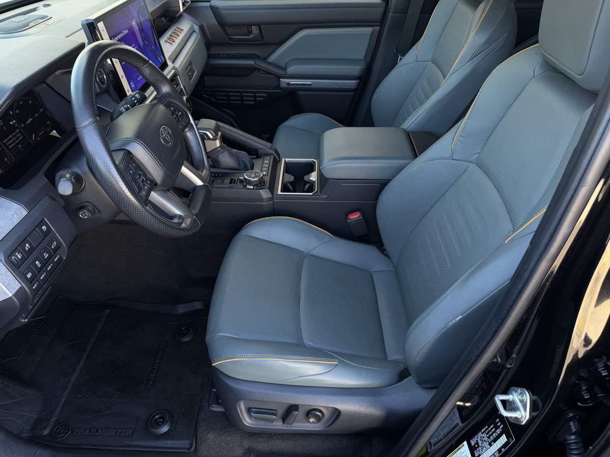 Used 2025 Toyota 4Runner Trailhunter AWD/4WD image 15