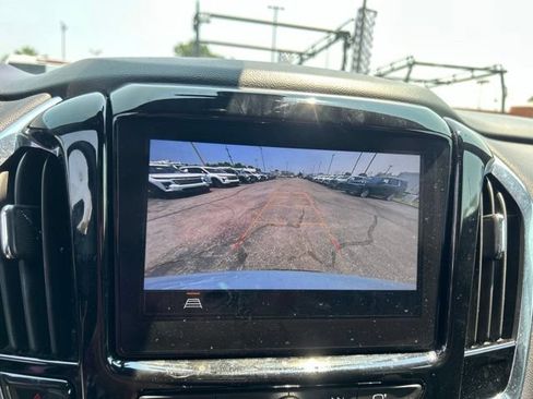 Used 2023 Chevrolet Traverse LT w/ LPO, Cargo Package AWD/4WD image 22