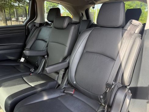 Used 2024 Honda Odyssey Touring image 4