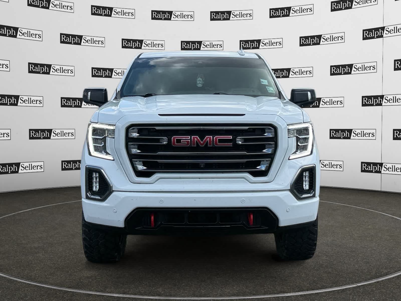 Used 2021 GMC Sierra 1500 AT4 w/ Technology Package AWD/4WD image 8