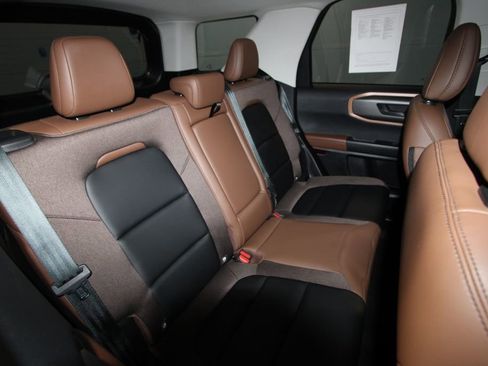 Used 2025 Ford Bronco Sport Outer Banks w/ Outer Banks Tech Package+ image 26