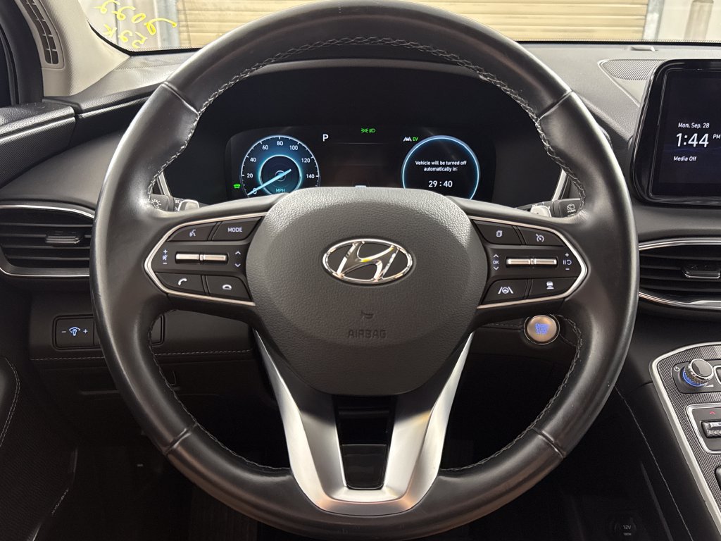 Certified 2022 Hyundai Santa Fe SEL Premium AWD/4WD image 16