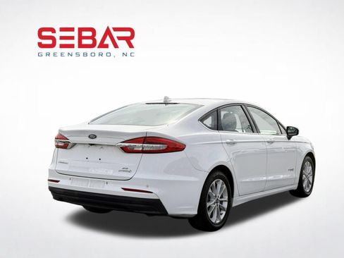 Used 2019 Ford Fusion SE FWD image 6
