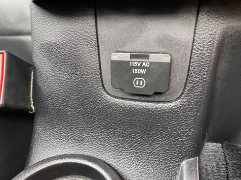 Used 2012 Jeep Wrangler Unlimited Sahara w/ Dual Top Group AWD/4WD image 31