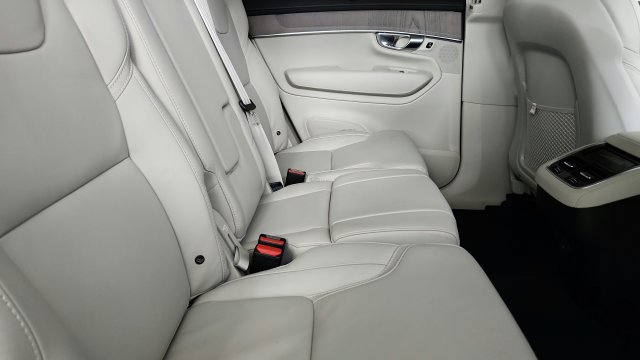 Certified 2026 Volvo XC90 B6 Ultra w/ Protection Package AWD/4WD image 36