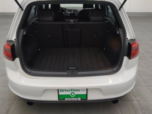 Used 2015 Volkswagen GTI SE FWD image 29