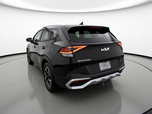 Used 2025 Kia Sportage LX image 6