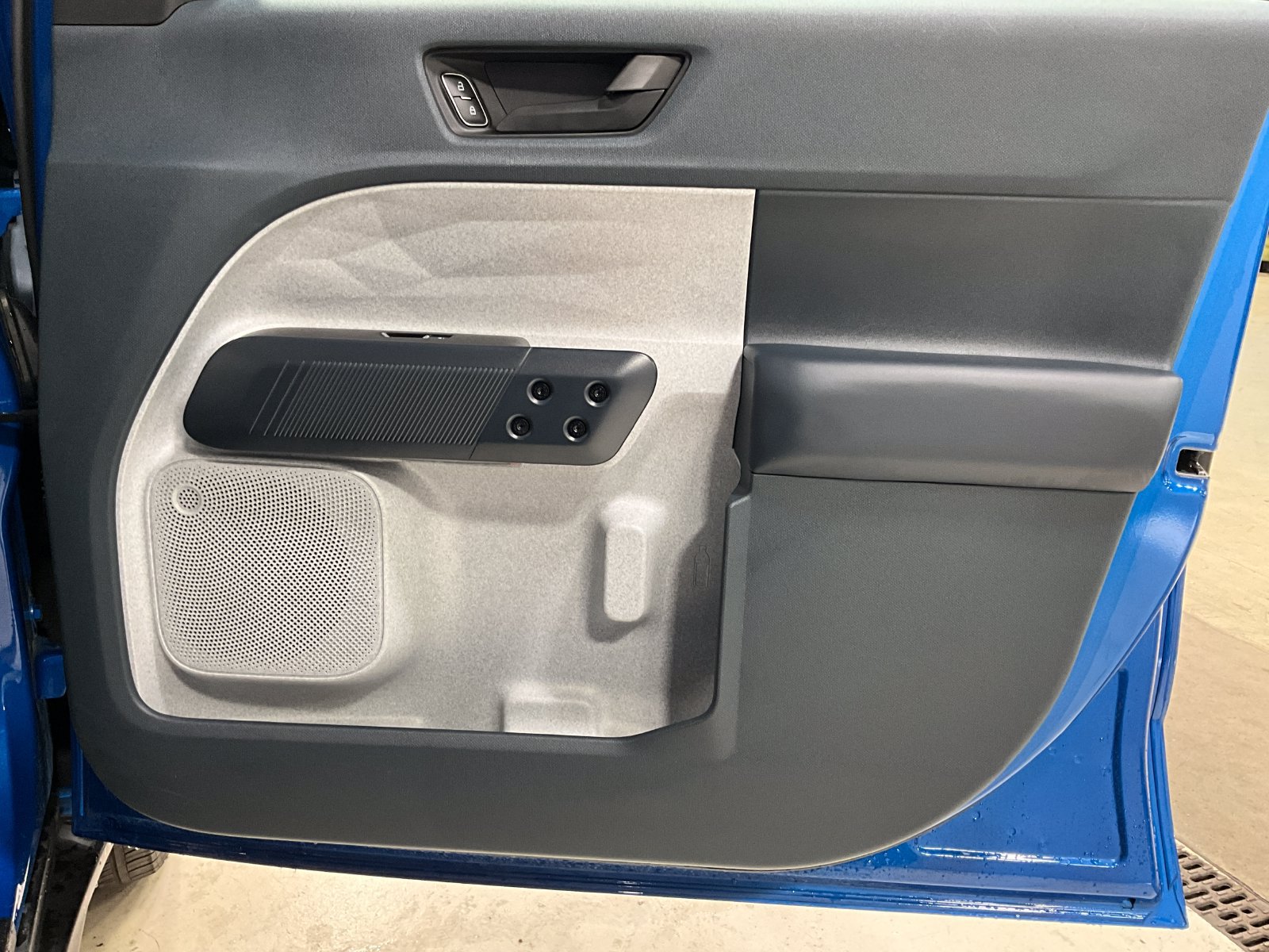 Used 2022 Ford Maverick XLT FWD image 24