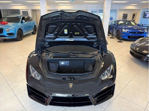 Used 2019 Lamborghini Huracan LP 580-2 RWD image 44