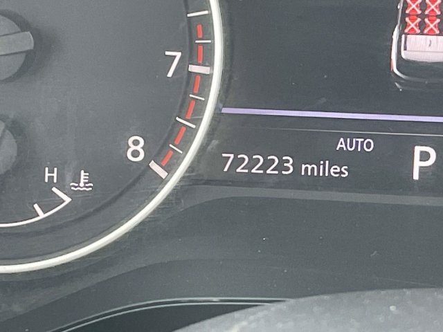 Used 2022 Nissan Pathfinder SV AWD/4WD image 21