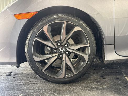 Used 2019 Honda Civic Sport image 6