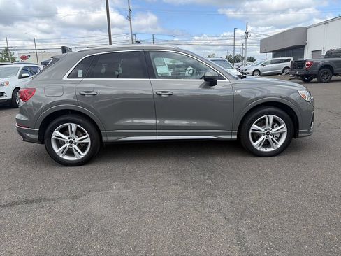 Used 2024 Audi Q3 2.0T Premium w/ Convenience Package AWD/4WD image 6
