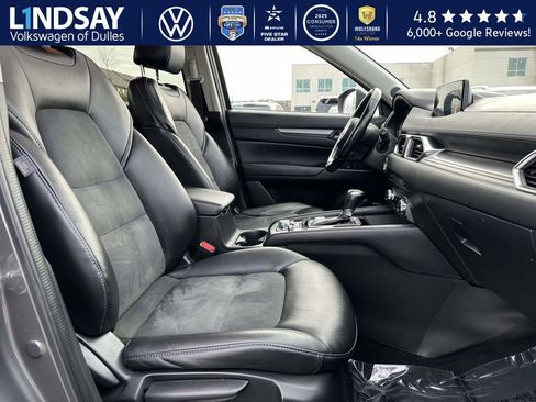 Used 2017 MAZDA CX-5 Touring w/ Preferred Equipment Package image 11