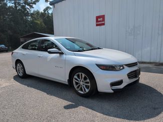 Used 2017 Chevrolet Malibu LT FWD video 1