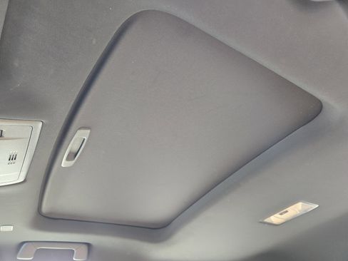 Used 2025 Lexus UX 300h FWD image 35