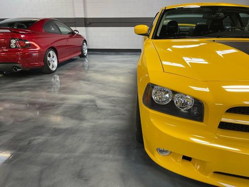 Used 2007 Dodge Charger SRT8 w/ SRT Option Group III image 6