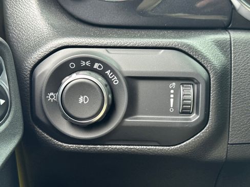 New 2023 Jeep Wrangler Unlimited Sport image 22