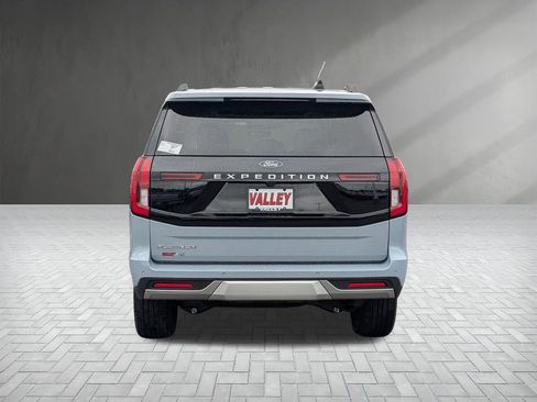 New 2026 Ford Expedition Platinum w/ Platinum Ultimate Package image 9