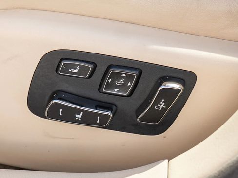 Used 2016 Lexus LS 460 AWD w/ Comfort Package image 45
