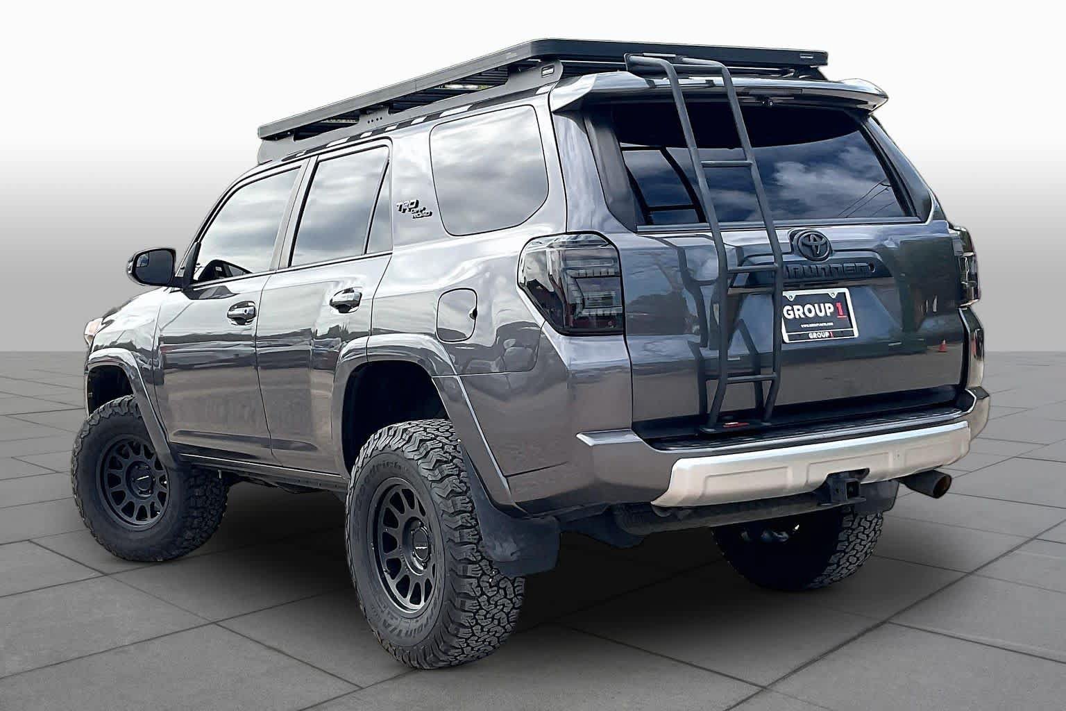 Used 2019 Toyota 4Runner TRD Off-Road Premium AWD/4WD image 12