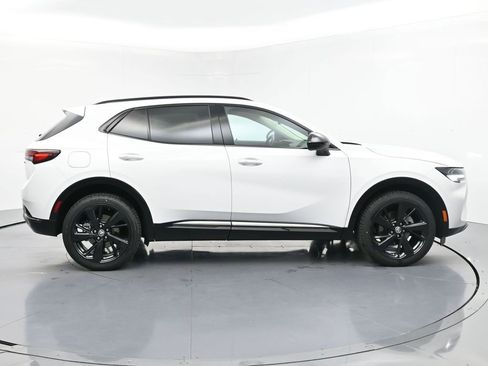 Used 2023 Buick Envision Essence w/ Sport Touring Package AWD/4WD image 4
