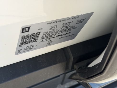 Used 2021 Cadillac Escalade ESV Sport Platinum image 37