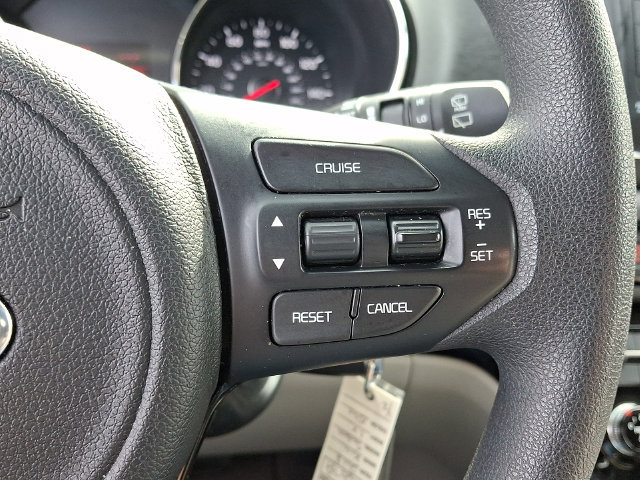 Used 2018 Kia Sedona LX FWD image 22