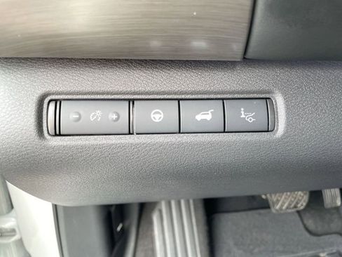 Used 2024 Nissan Pathfinder Platinum w/ Cargo Package FWD image 12