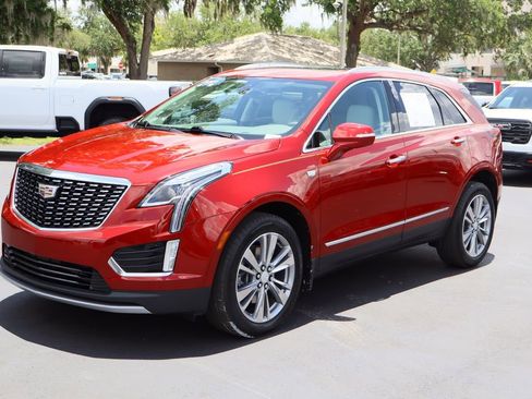 Used 2023 Cadillac XT5 Premium Luxury FWD image 5