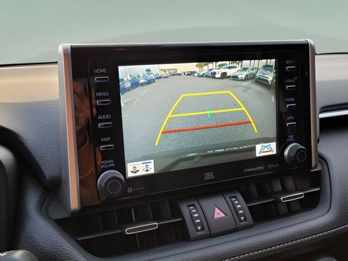 Used 2021 Toyota RAV4 Limited image 28