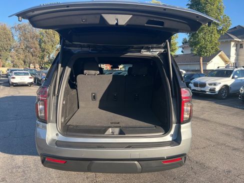 Used 2024 Chevrolet Suburban RST w/ Luxury Package image 9