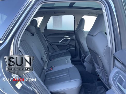 Certified 2025 Audi Q5 Premium Plus w/ Premium Plus image 9